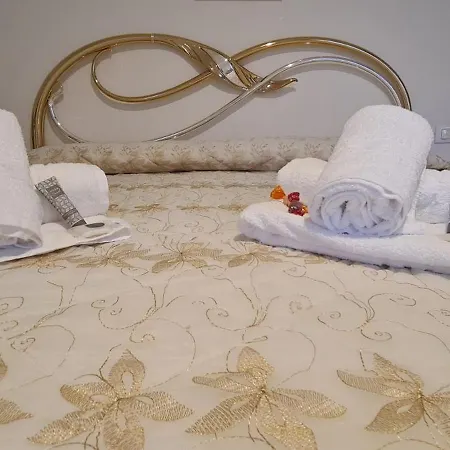 ☆ L' Arco ☆ Local Experience & Relax☆ Family/Couple @ 5 Terre * Volastra