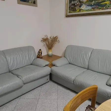 Holiday home ☆ L' Arco ☆ Local Experience & Relax☆ Family/Couple @ 5 Terre Volastra